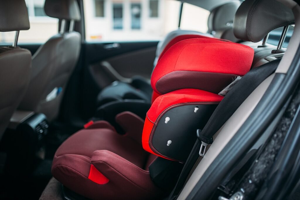 Sillas infantiles para carro en Victoria: reglas por edad y prueba de los cinco pasos